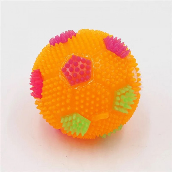 كورة بإضاءة وصافرة