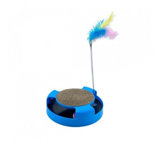 خداشة صغيرة مع لعبة كورة وريش خداشة صغيرة مع لعبة كورة وريش