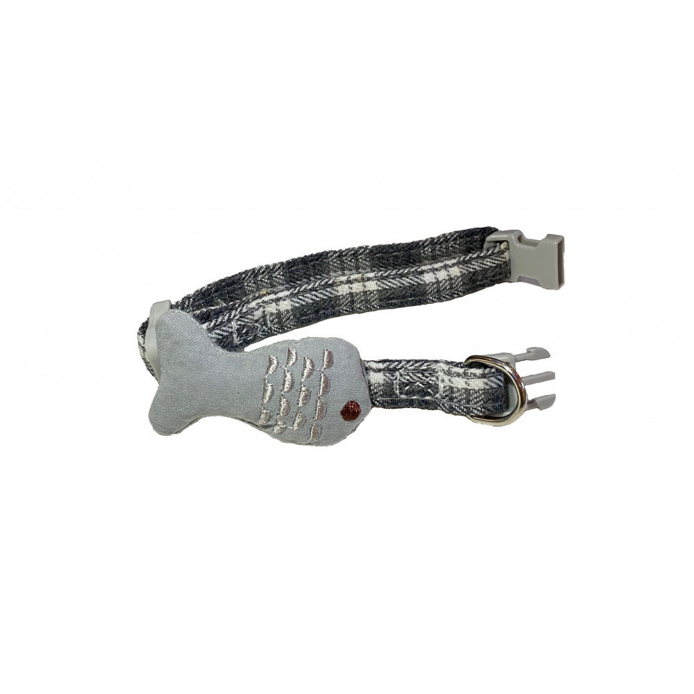 طوق قطني بتصميم سمك لطيف