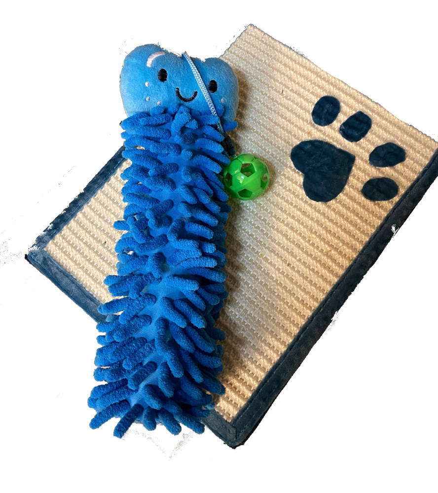 خداشة صغيرة مع تعليقة كورة بأشكال متنوعة خداشة صغيرة مع تعليقة كورة بأشكال متنوعة