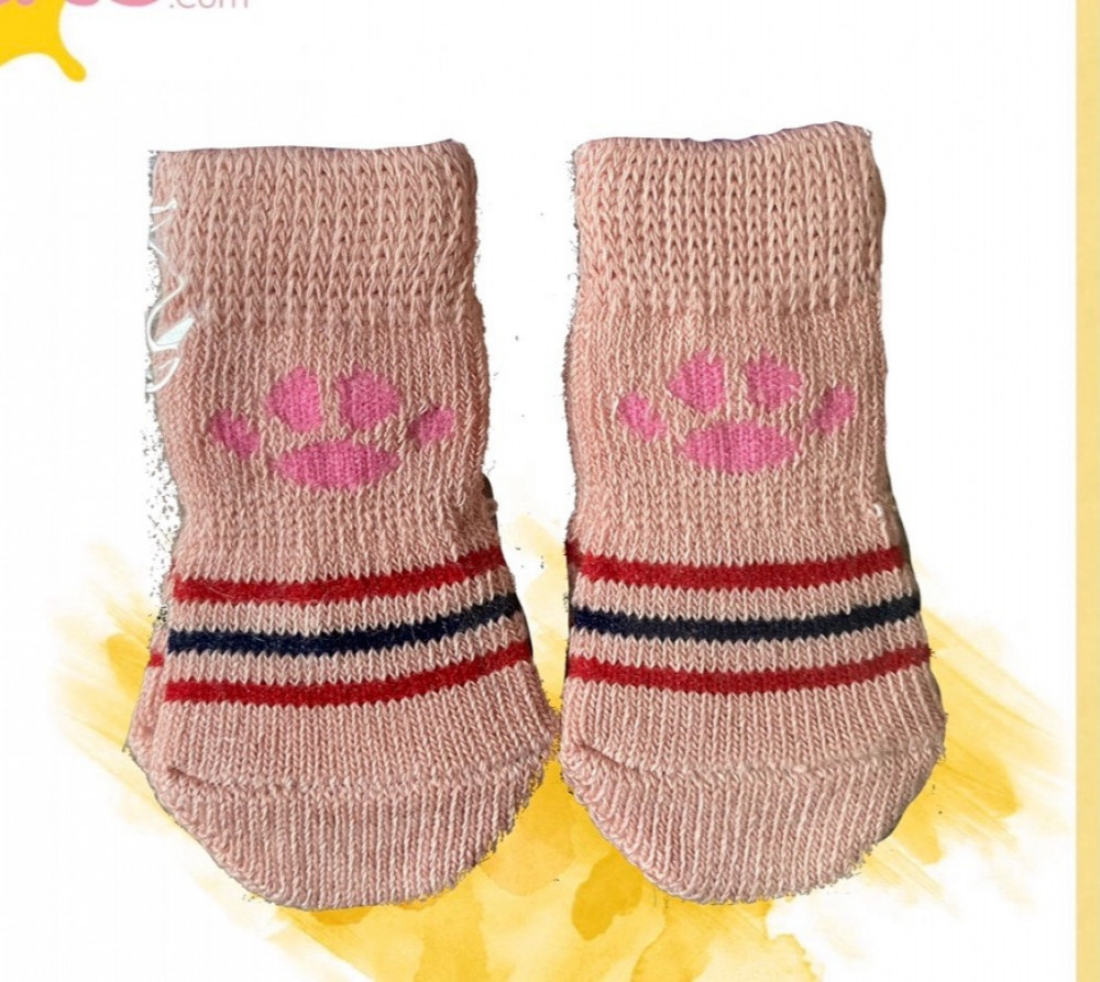 جوارب قطط بتصميم لطيف