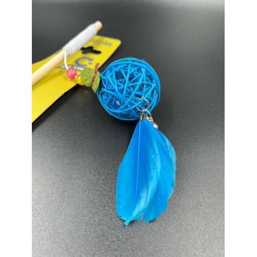 سنارة قطط كورة بريش مع جرس  الوان متعدده