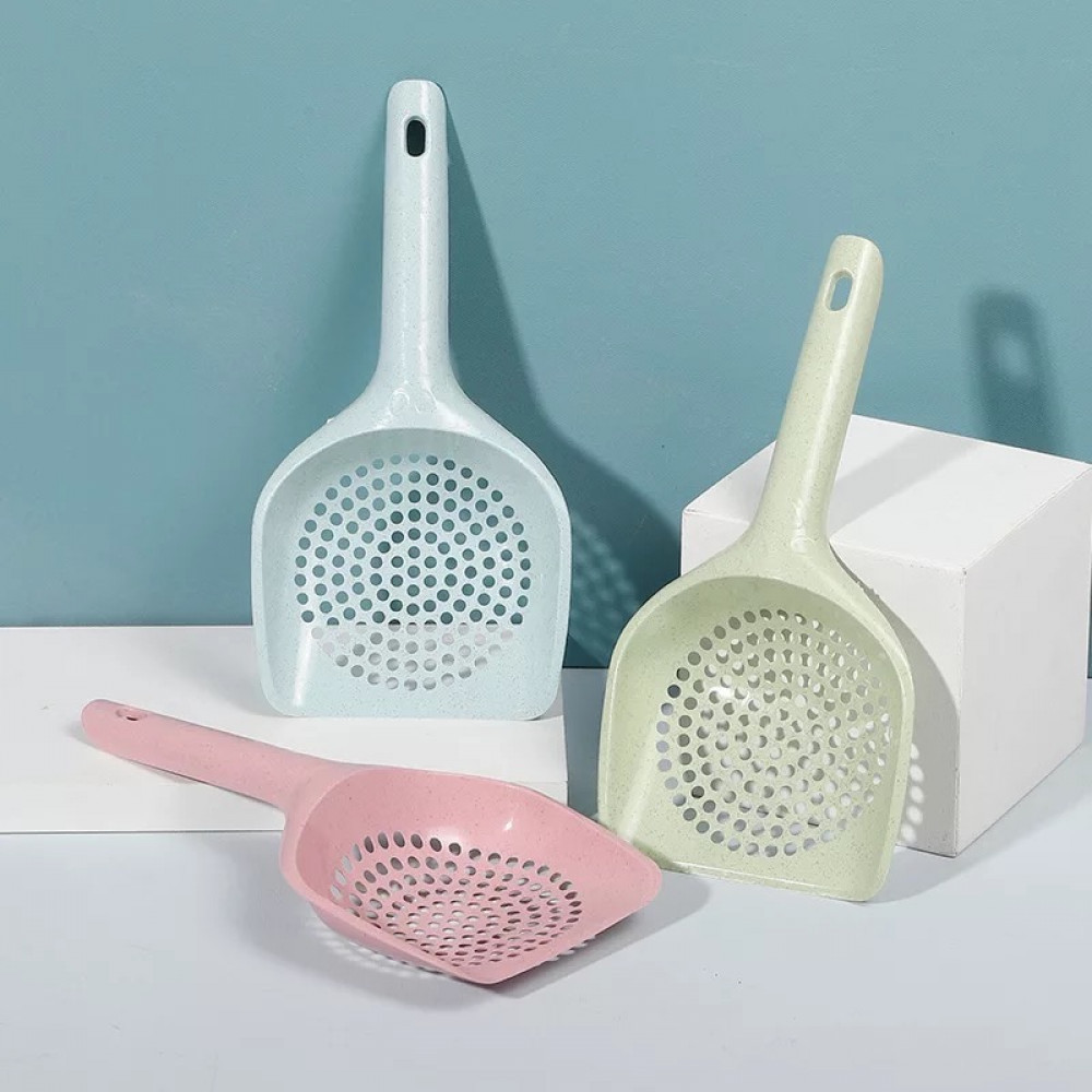 مجرفة رمل بفتحات صغيرة