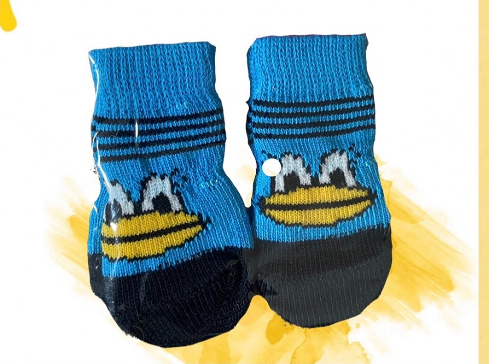 جوارب قطط بتصميم لطيف
