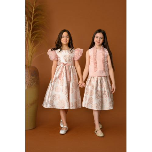 تيور بناتي بنقشة الورود مع تصميم كشكش تيور بناتي بنقشة الورود مع تصميم كشكش