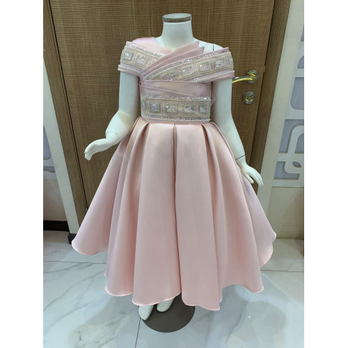 فستان بناتي سهرة 3 الوان بأكتاف مكشوفة - M3602 فستان بناتي سهرة 3 الوان بأكتاف مكشوفة - M3602