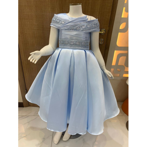 فستان بناتي سهرة 3 الوان بأكتاف مكشوفة - M3602 فستان بناتي سهرة 3 الوان بأكتاف مكشوفة - M3602