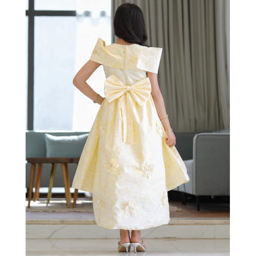 فستان بناتي الاصفر بذيل وفيونكه من الامام والخلف - 920 فستان بناتي الاصفر بذيل وفيونكه من الامام والخلف - 920