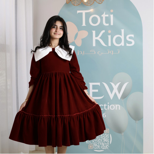 فستان بناتي مخمل بياقة بيضاء وكشكشة | فستان شتوي كلاسيكي - 1108 فستان بناتي مخمل بياقة بيضاء وكشكشة | فستان شتوي كلاسيكي - 1108