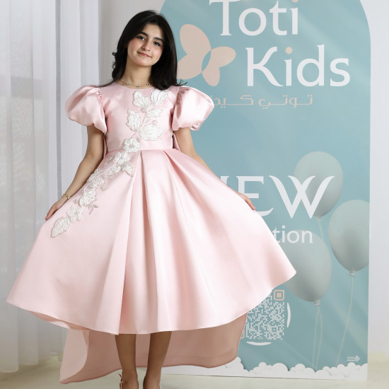 فستان بناتي وردي بأكمام منفوشة وتطريز | فستان هاي لو فاخر - M3751