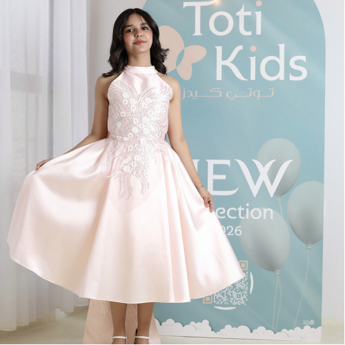 فستان بناتي وردي بفيونكة وذيل مطرز | فستان سهرة فاخر - 1037 فستان بناتي وردي بفيونكة وذيل مطرز | فستان سهرة فاخر - 1037