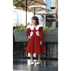 فستان بناتي مخمل أحمر بياقة وفيونكات بيضاء | فستان العيد الكلاسيكي - 1116 فستان بناتي مخمل أحمر بياقة وفيونكات بيضاء | فستان العيد الكلاسيكي - 1116