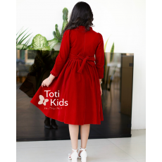 فستان بناتي مخمل أحمر بياقة كشكش | تصميم شتوي كلاسيكي - 1117 فستان بناتي مخمل أحمر بياقة كشكش | تصميم شتوي كلاسيكي - 1117