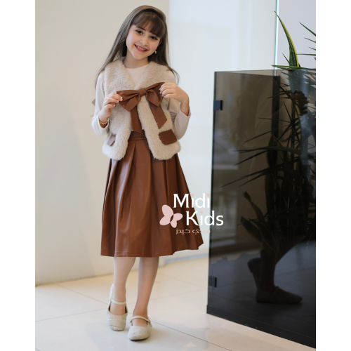 طقم بناتي بيج فاتح 3 قطع | جاكيت بفيونكة وجيوب وتيور - Mk25901 طقم بناتي بيج فاتح 3 قطع | جاكيت بفيونكة وجيوب وتيور - Mk25901