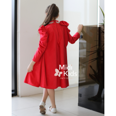 فستان بناتي مخمل أحمر ناعم | فيونكة كتف وإكسسوار رقبة فاخر - m3788 فستان بناتي مخمل أحمر ناعم | فيونكة كتف وإكسسوار رقبة فاخر - m3788