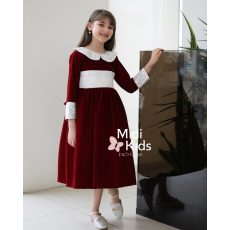 فستان مخمل عنابي فاخر | صدر أبيض وأكمام براقة لإطلالة استثنائية - M3786