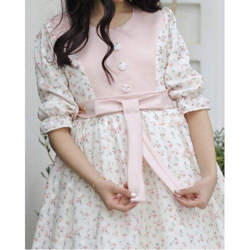 فستان بناتي زهور وردي بفيونكة خصر حديثة وتصميم فريد | سحر التجدد - 1191 فستان بناتي زهور وردي بفيونكة خصر حديثة وتصميم فريد | سحر التجدد - 1191