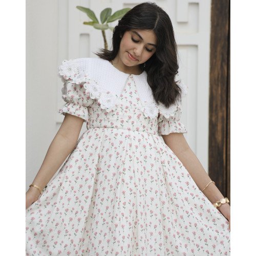 فستان بناتي مورد بطبقات | تصميم زهور الربيع بياقة مرصعة - 1180