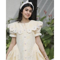 فستان بناتي أصفر مشجر | ياقة وأزرار مرصعة بالفصوص - 1136 فستان بناتي أصفر مشجر | ياقة وأزرار مرصعة بالفصوص - 1136