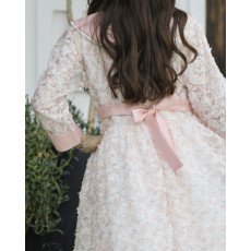 فستان بناتي مشجر وردي بياقة لؤلؤ وحزام خلفي - 557 فستان بناتي مشجر وردي بياقة لؤلؤ وحزام خلفي - 557