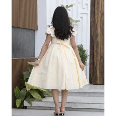 فستان بناتي أصفر مشجر | خصر بطبقات ورقبة مرصعة بالفصوص - 1133