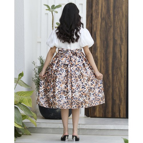 فستان بناتي نمري بأكمام منفوشة وتصميم عصري - M3722 فستان بناتي نمري بأكمام منفوشة وتصميم عصري - M3722