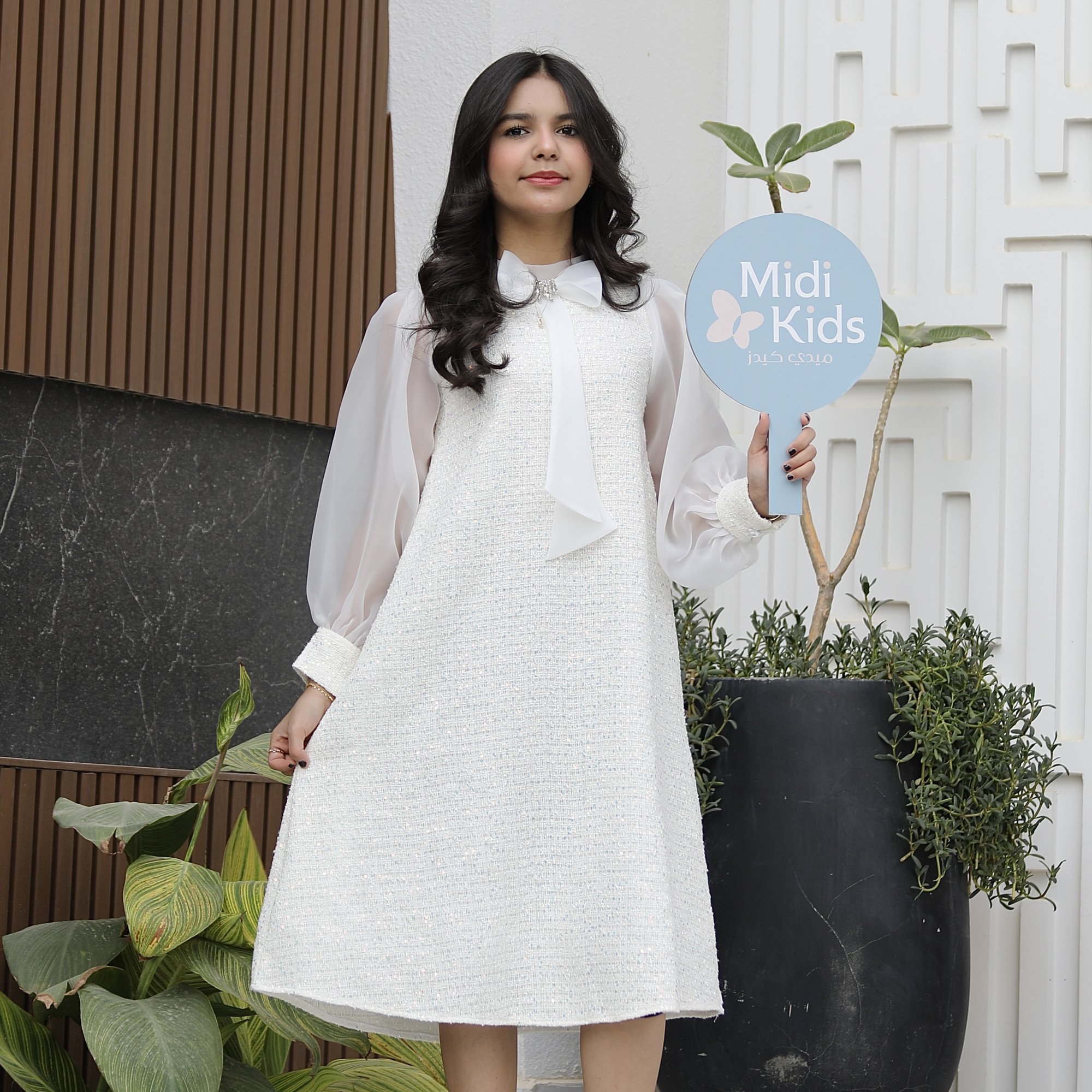 فستان بناتي فاخر بفيونكة رقبة ذيلية وأكمام شفافة - M3805