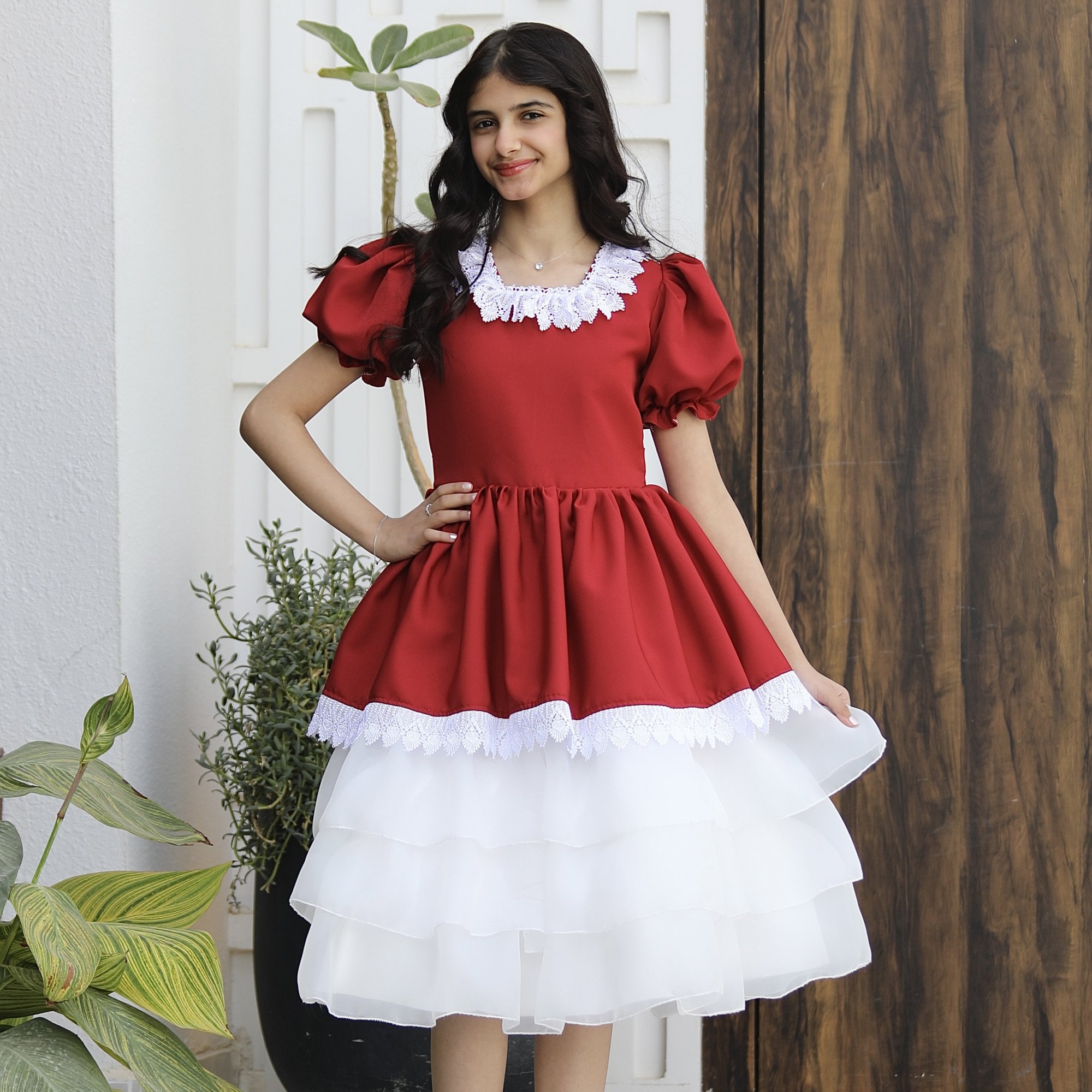 فستان بناتي احمر بكلفة رقبة وطبقات تل | ألوان (عودي، أحمر، ليموني) - 1173