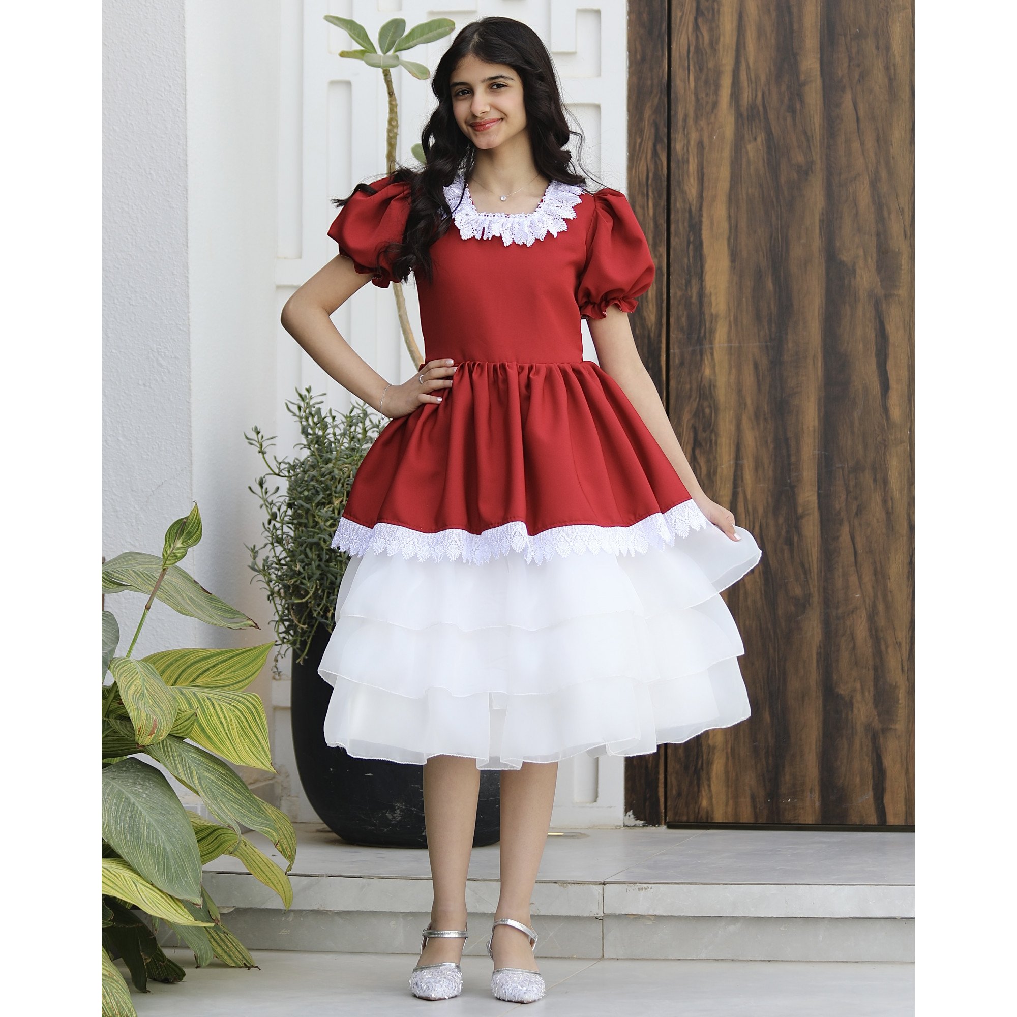 فستان بناتي احمر بكلفة رقبة وطبقات تل | ألوان (عودي، أحمر، ليموني) - 1173