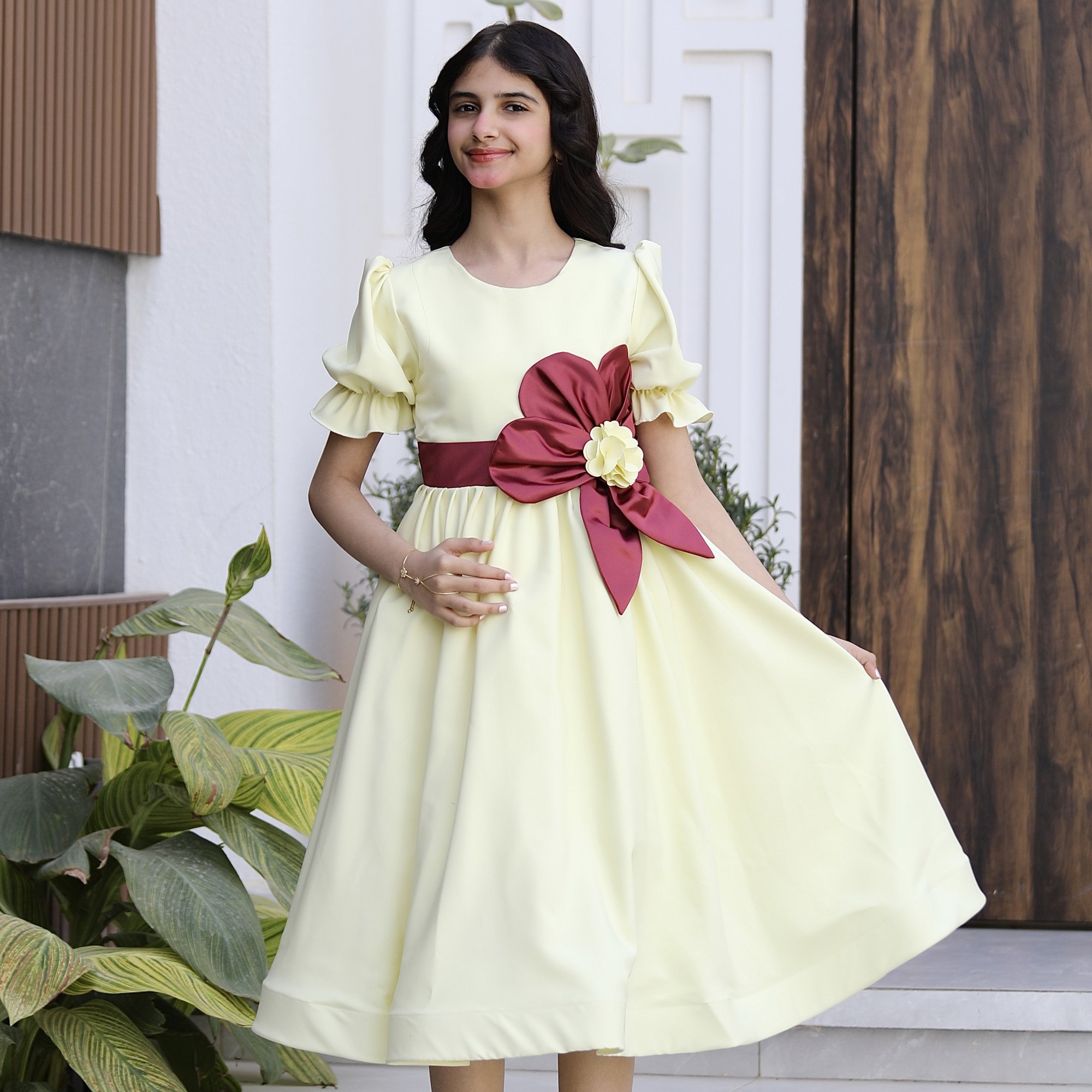 فستان بناتي ليموني بوردة عودية وأكمام كشكشة | ألوان (ليموني، عودي، أحمر) - 916