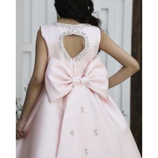 فستان سهرة ميكادو فاخر خربزي | ذيل مرصع وقصة ظهر مميزة مع فيونكة - m3778