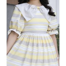 فستان بناتي مخطط أصفر ورمادي بياقة فيونكة منسدلة وكشكشة - 1152 فستان بناتي مخطط أصفر ورمادي بياقة فيونكة منسدلة وكشكشة - 1152