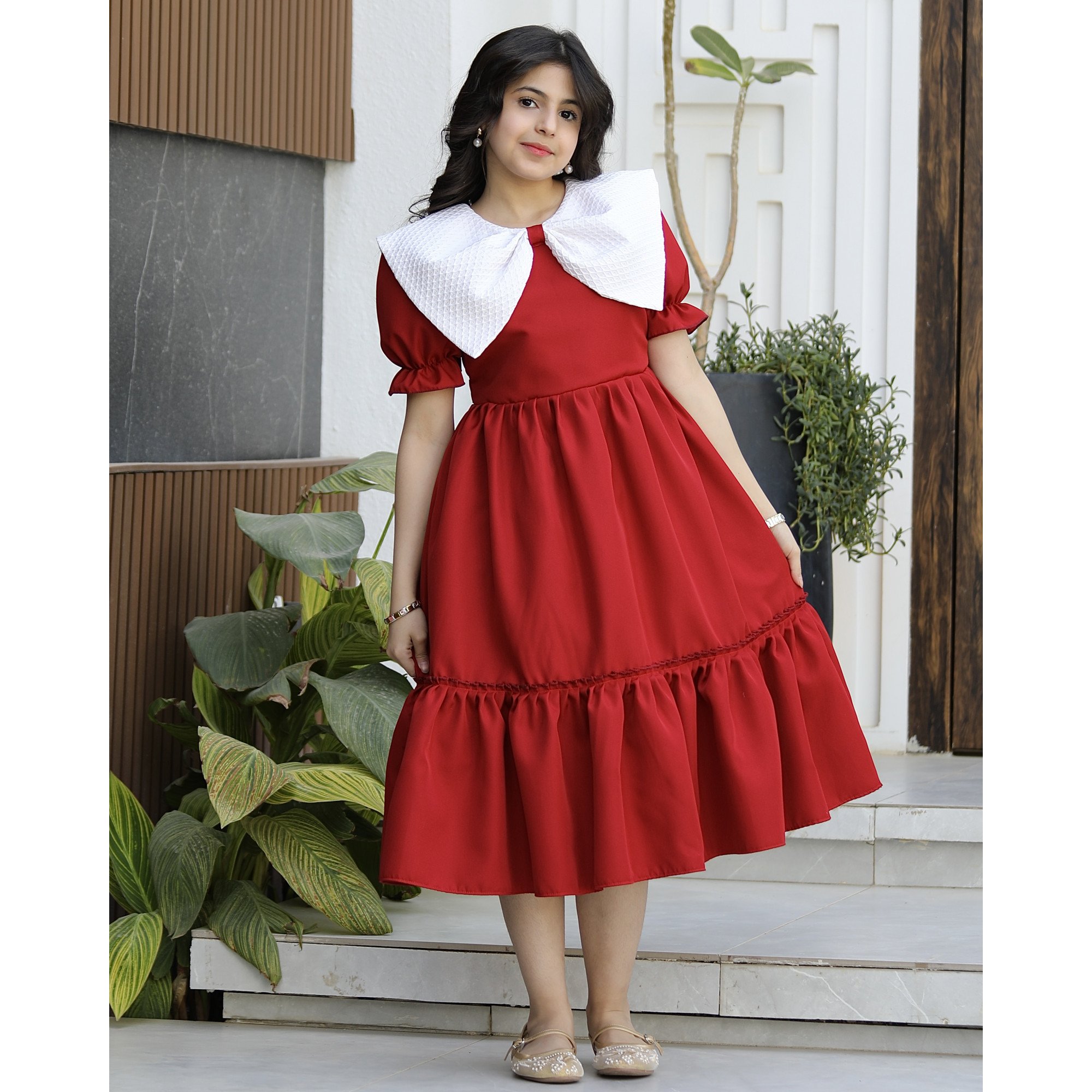 فستان بناتي أحمر بياقة فيونكة ضخمة وكشكشة سفلية | ألوان (أحمر، عودي، ليموني) - 1172