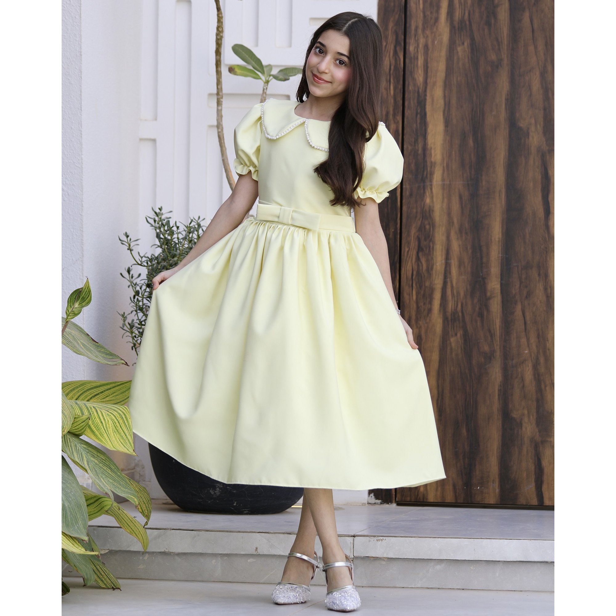 فستان بناتي ليموني بياقة لؤلؤ وفيونكة خصر | ألوان (أحمر، عودي، ليموني) - 1177