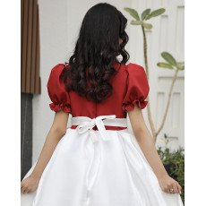 فستان بناتي أحمر بتنورة بيضاء مدمجة | تصميم ياقة "دلعة" مرصعة - 1162 فستان بناتي أحمر بتنورة بيضاء مدمجة | تصميم ياقة "دلعة" مرصعة - 1162