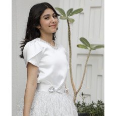 طقم بناتي تيور ريش فضي وبلوزة بأكمام مبتكرة واكسسوار رقبة - m3792