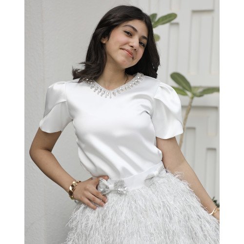 طقم بناتي تيور ريش فضي وبلوزة بأكمام مبتكرة واكسسوار رقبة - m3792