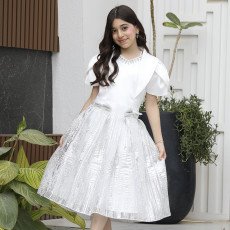 طقم بناتي تيور لمعة رصاصي بفيونكة وأكمام مبتكرة واكسسوار رقبة - M3793 طقم بناتي تيور لمعة رصاصي بفيونكة وأكمام مبتكرة واكسسوار رقبة - M3793