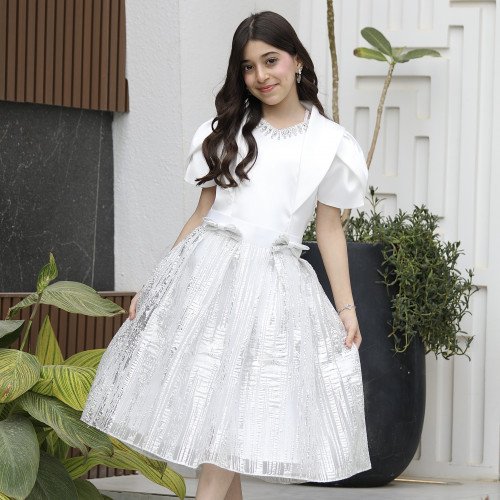 طقم بناتي تيور لمعة رصاصي بفيونكة وأكمام مبتكرة واكسسوار رقبة - M3793 طقم بناتي تيور لمعة رصاصي بفيونكة وأكمام مبتكرة واكسسوار رقبة - M3793