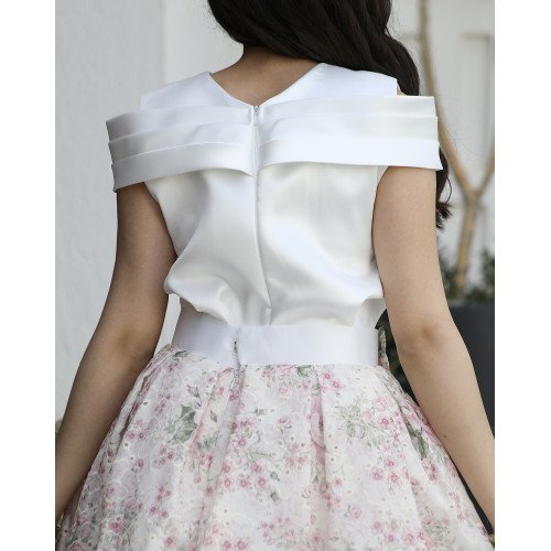 طقم بناتي تيور مورد بفيونكات وبلوزة بأكمام مفتوحة واكسسوار رقبة - M3795