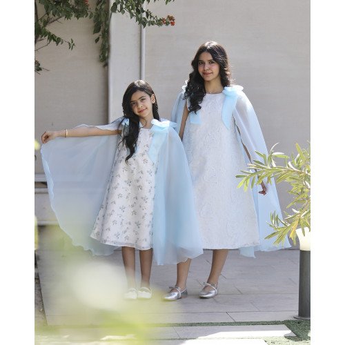 فستان بناتي مطرز ورود كبيرة وفيونكات فراشة سماويه | تصميم ملكي - 1201 فستان بناتي مطرز ورود كبيرة وفيونكات فراشة سماويه | تصميم ملكي - 1201