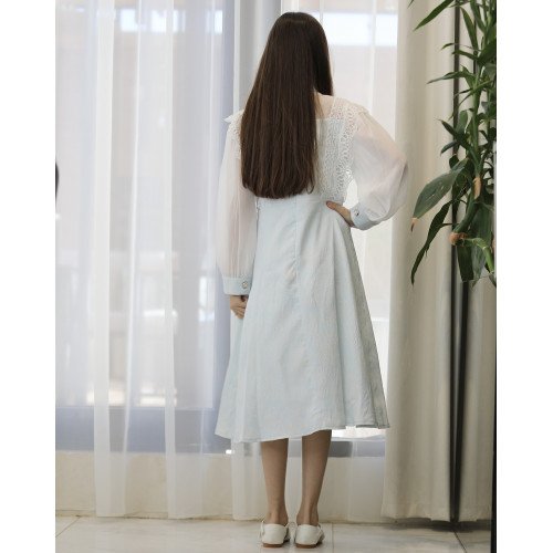 فستان بناتي سماوي بنقوش وكلفة بيضاء وأكمام شفافة | ألوان (سماوي، كريمي) - kj2101