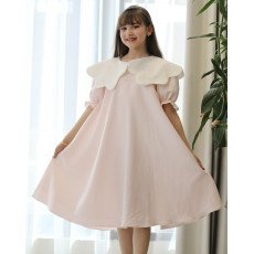 فستان بناتي مشجر ورود بتصميم خصر مفتوح ودلعة بيضاء - 1200 فستان بناتي مشجر ورود بتصميم خصر مفتوح ودلعة بيضاء - 1200