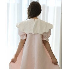 فستان بناتي مشجر ورود بتصميم خصر مفتوح ودلعة بيضاء - 1200 فستان بناتي مشجر ورود بتصميم خصر مفتوح ودلعة بيضاء - 1200