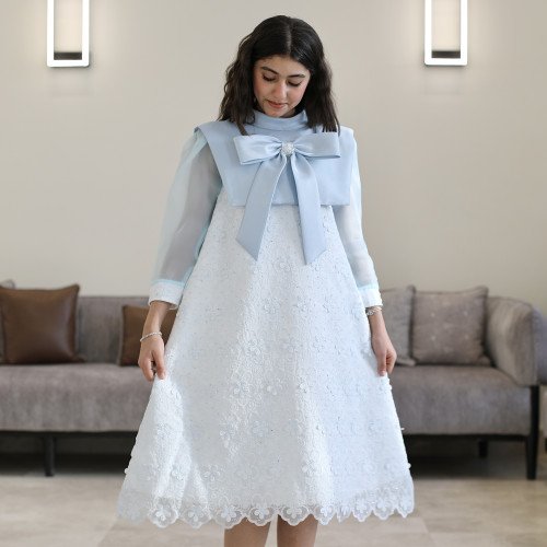 فستان بناتي سماوي مطرز تشجيرة ودلعه بفيونكة رقبة وقصة نص كلوش - 1199 فستان بناتي سماوي مطرز تشجيرة ودلعه بفيونكة رقبة وقصة نص كلوش - 1199