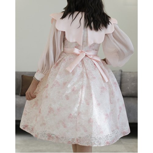 فستان بناتي مشجر وردي بياقة "دلعة" وأكمام شفافة بأزرار - M3810 فستان بناتي مشجر وردي بياقة "دلعة" وأكمام شفافة بأزرار - M3810