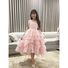 فستان بناتي سهرة وردي بطبقات تل منفوشة وظهر مرصع بالإكسسوار - 1053