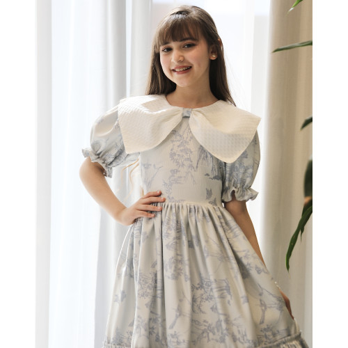 فستان بناتي مشجر بنقوش الطبيعة بياقة بتلات وكسرات خصر سفلية - 1216