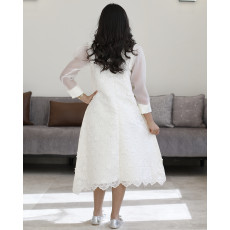 فستان بناتي دانتيل أبيض بياقة فيونكة ,مرصع باللؤلؤ وأكمام شفافة - 1206