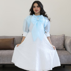 فستان بناتي أبيض دانتيل بفيونكة سماوية ضخمة وأكمام جزار - 1220